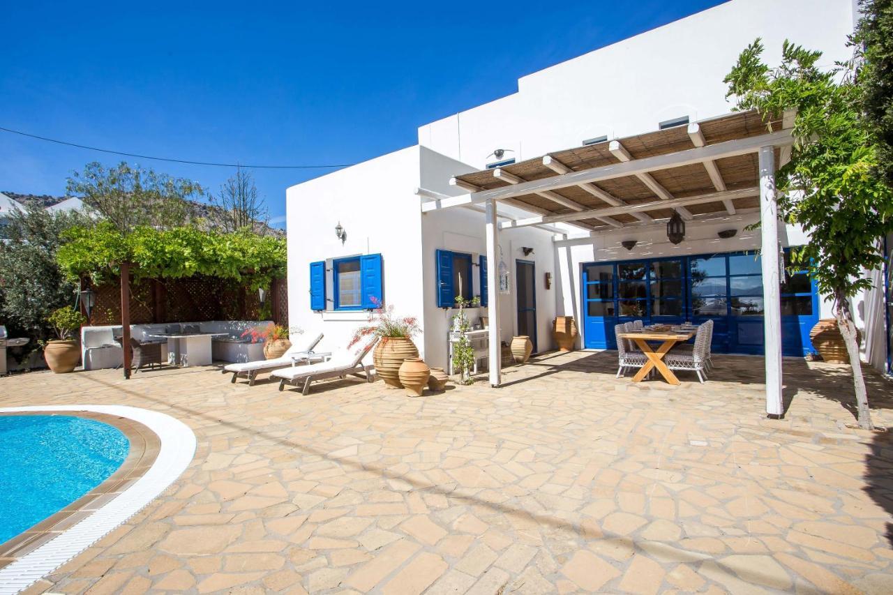 Villa Blue Sapphire Pefki Exteriör bild